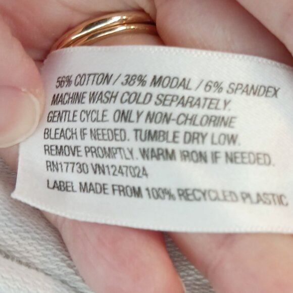 3/$18 - Joy Lab Red/Gray Long Sleeve Top  Size Medium - Picture 6 of 8